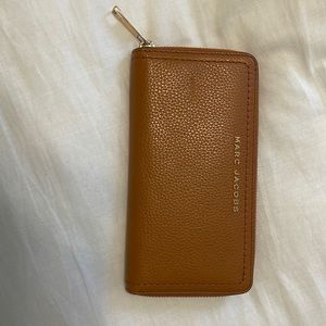 Marc Jacobs wallet barley used